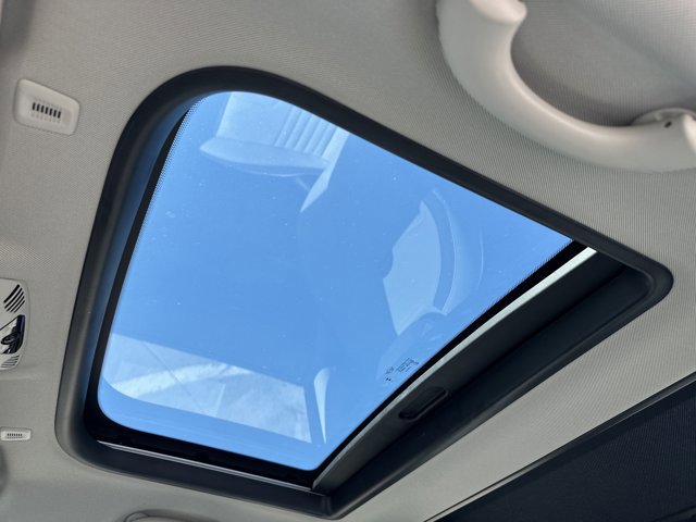 Used 2025 MINI Cooper S image 32