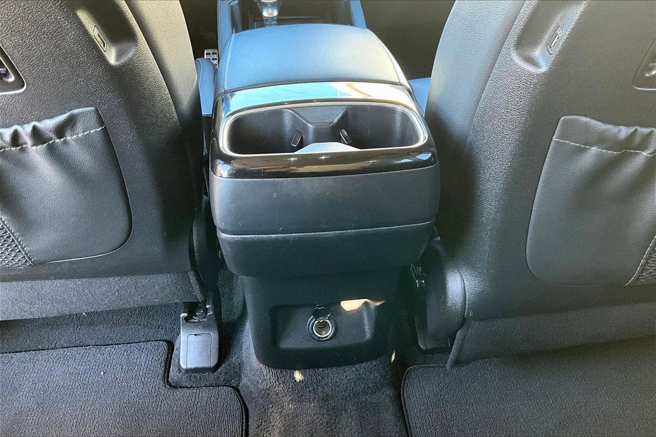 Used 2022 Kia Telluride SX w/ Nightfall Edition Package image 16