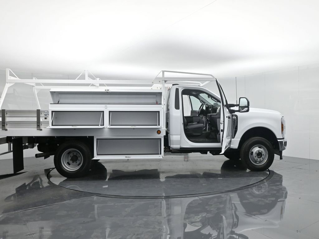 New 2024 Ford F350 XL w/ XL Chrome Package image 4