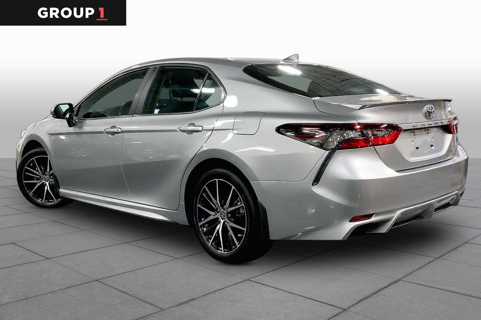 Certified 2024 Toyota Camry SE w/ Cold Weather Package AWD/4WD image 12