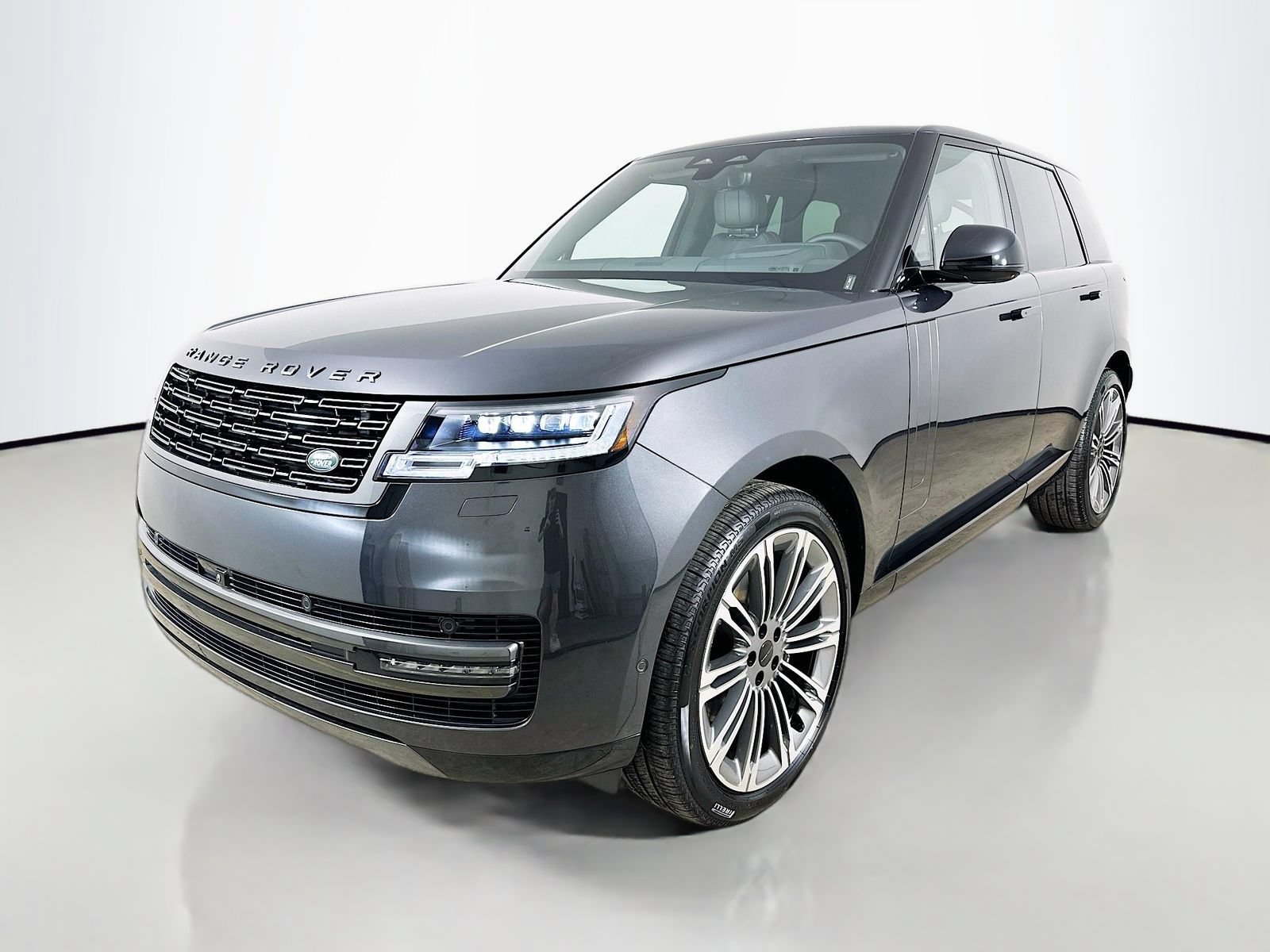 New 2026 Land Rover Range Rover SE