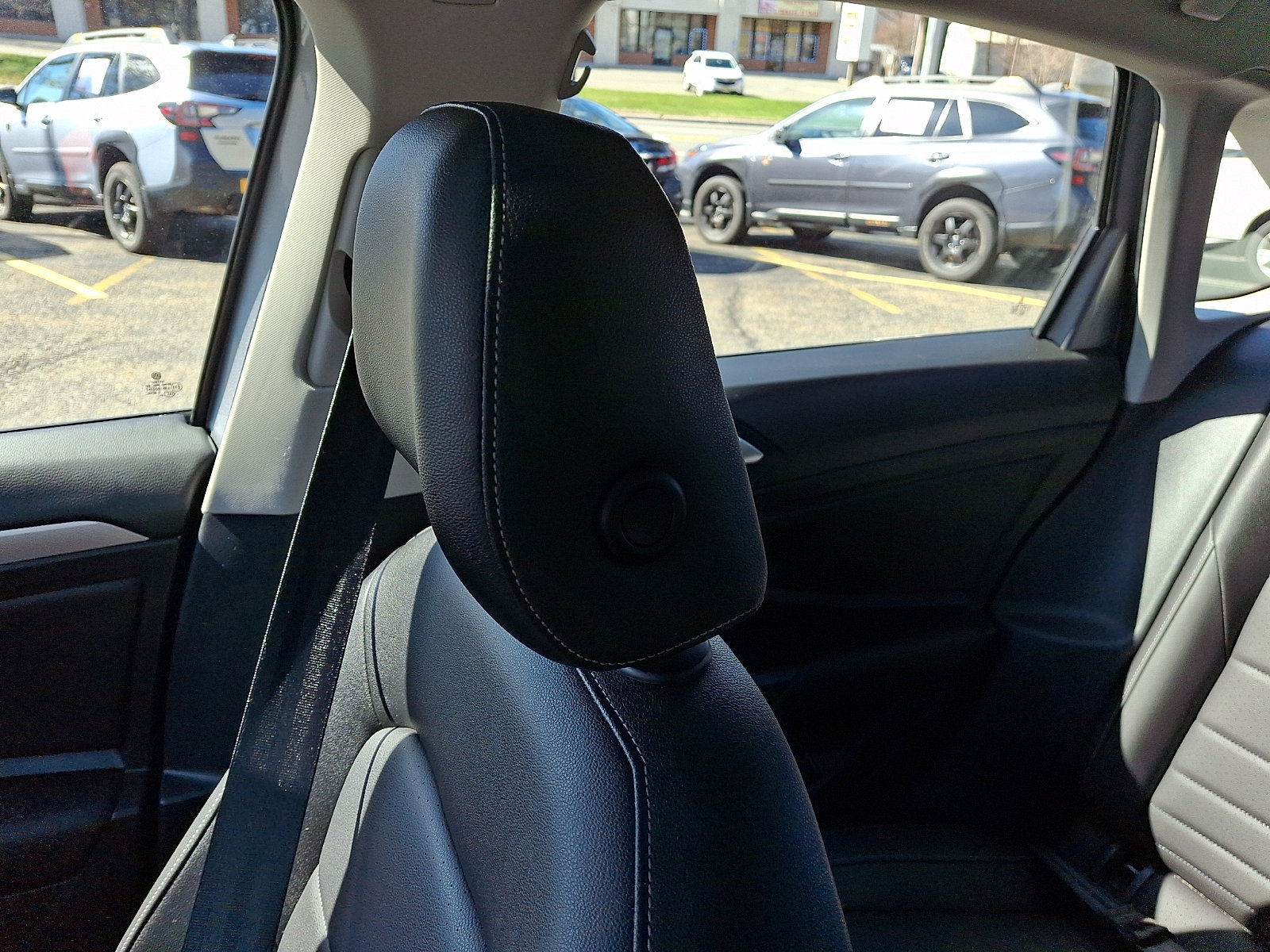 Used 2021 Volkswagen Jetta SE w/ SE Cold Weather Package image 17