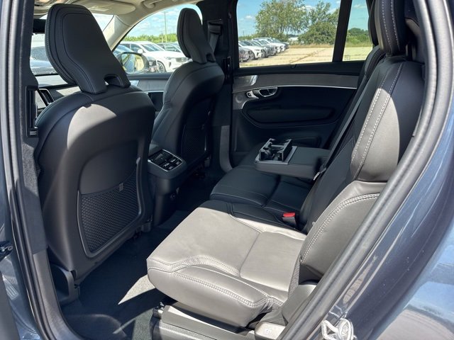 New 2026 Volvo XC90 B6 Ultra w/ Lounge Package image 7