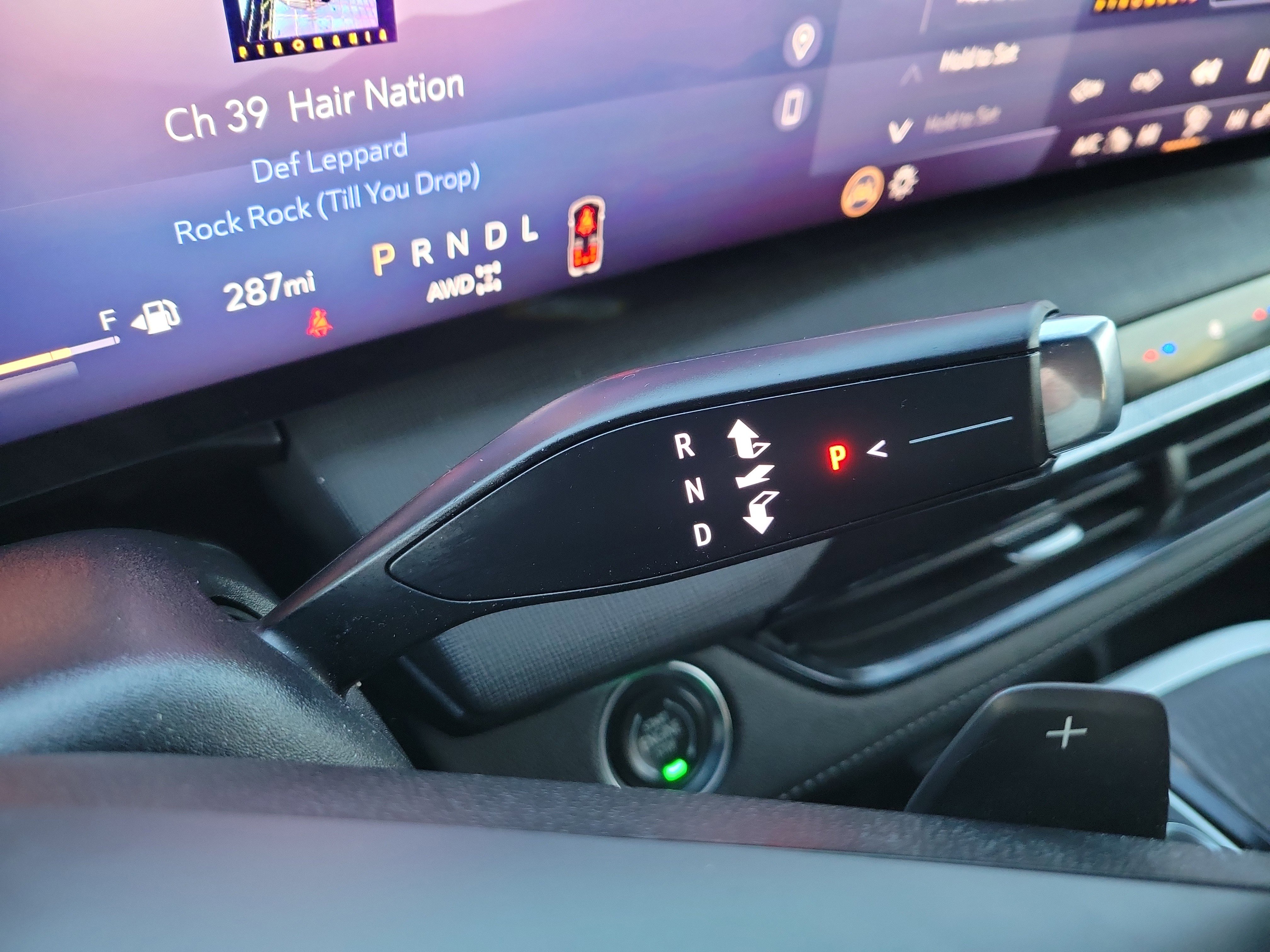 Certified 2025 Buick Enclave Preferred image 25