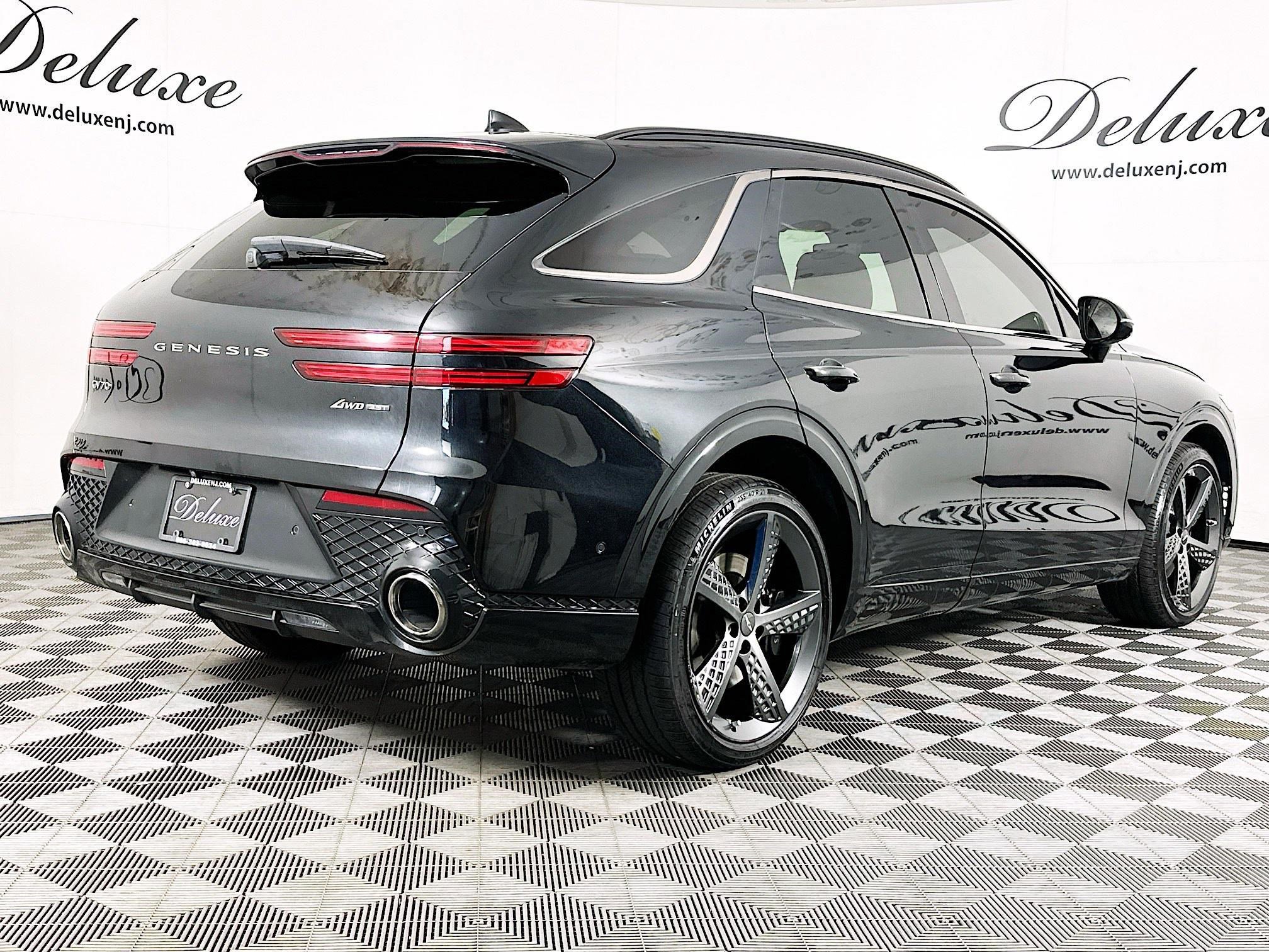 Used 2023 Genesis GV70 3.5T Sport w/ Sport Prestige Package image 6