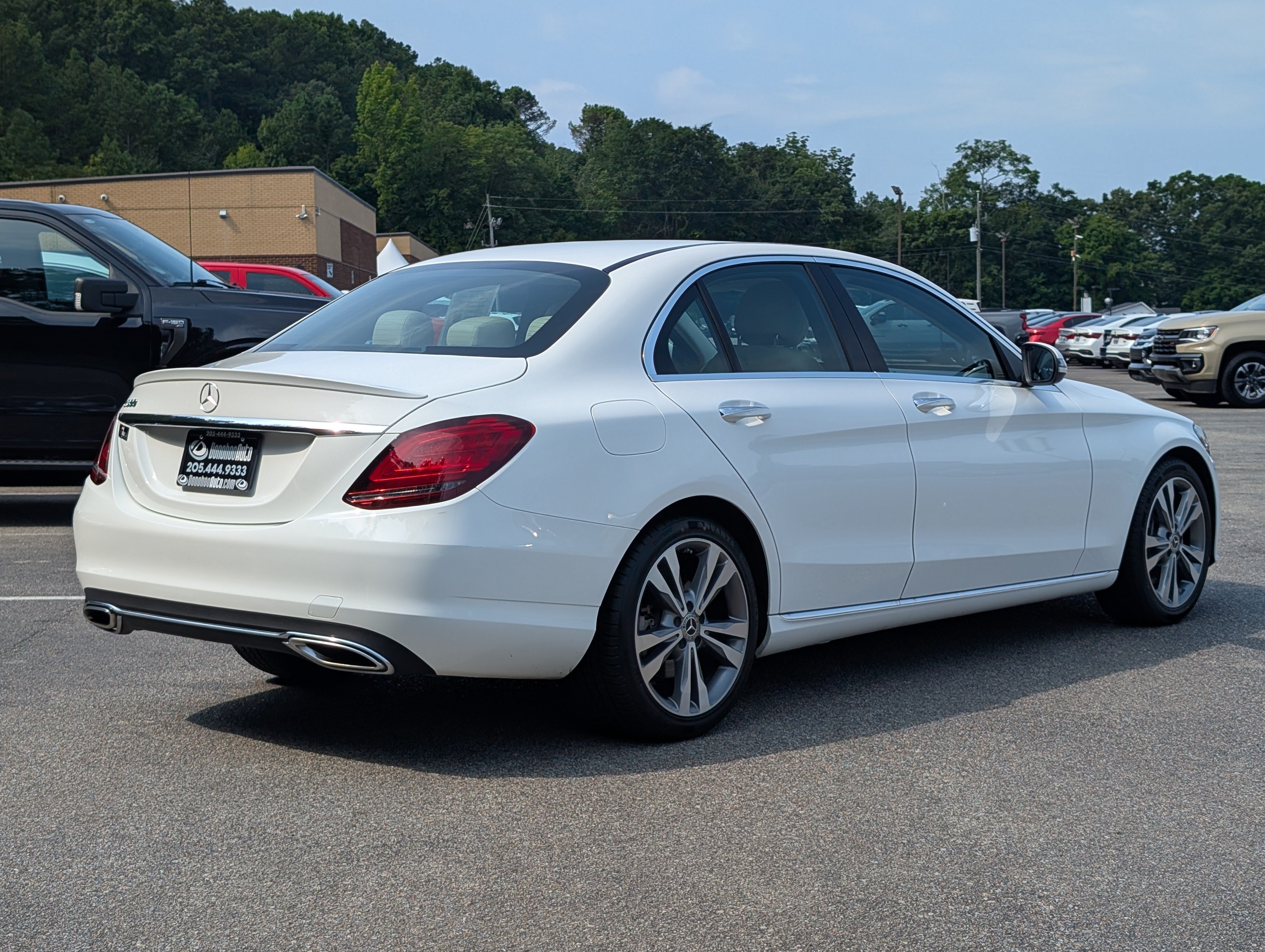 Used 2020 Mercedes-Benz C 300 Sedan image 9