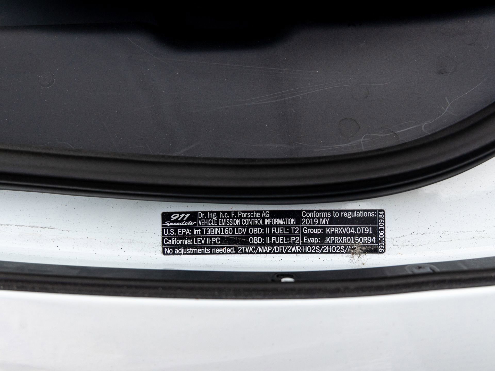 Certified 2019 Porsche 911 Speedster RWD image 51