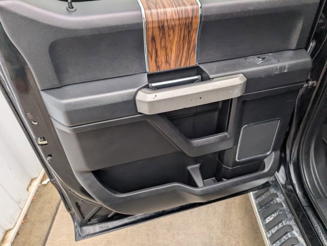 Used 2018 Ford F150 Lariat image 23