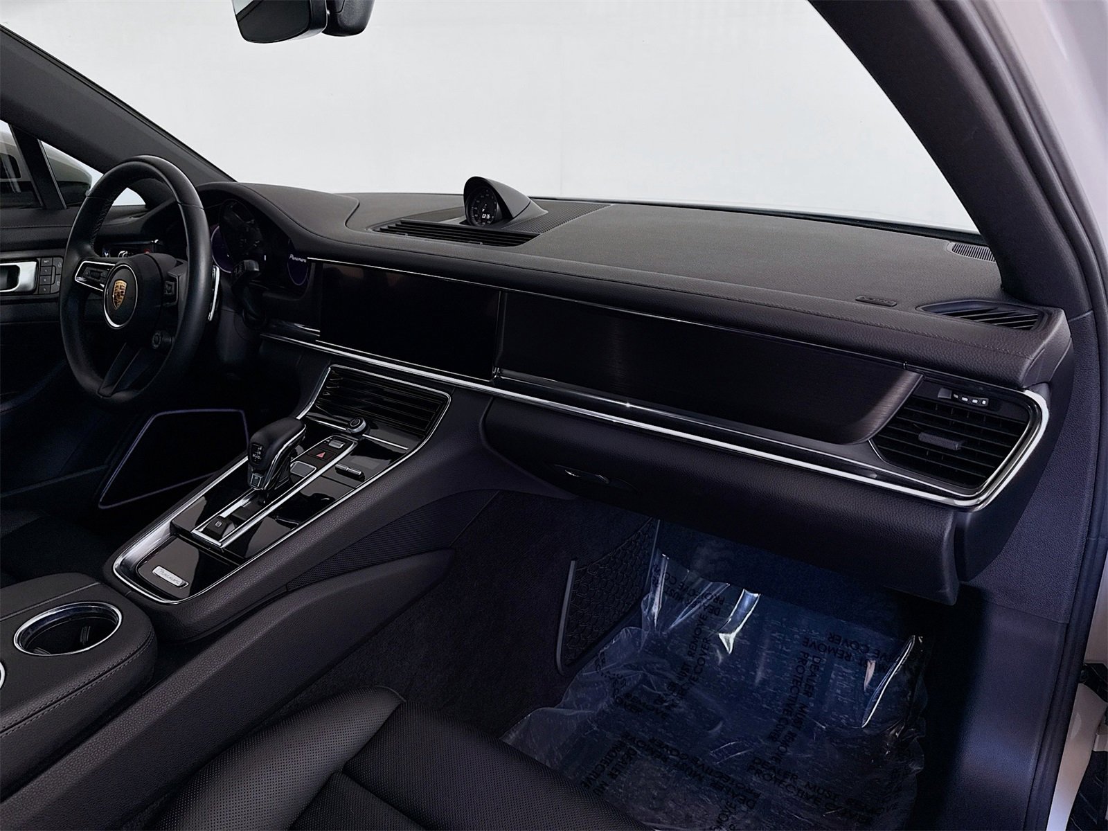 Used 2022 Porsche Panamera Platinum Edition image 23