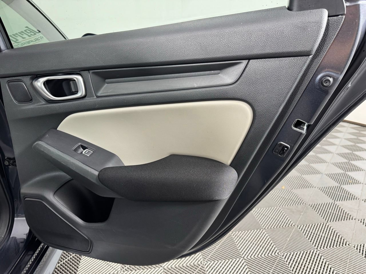 Used 2023 Honda Civic LX image 28