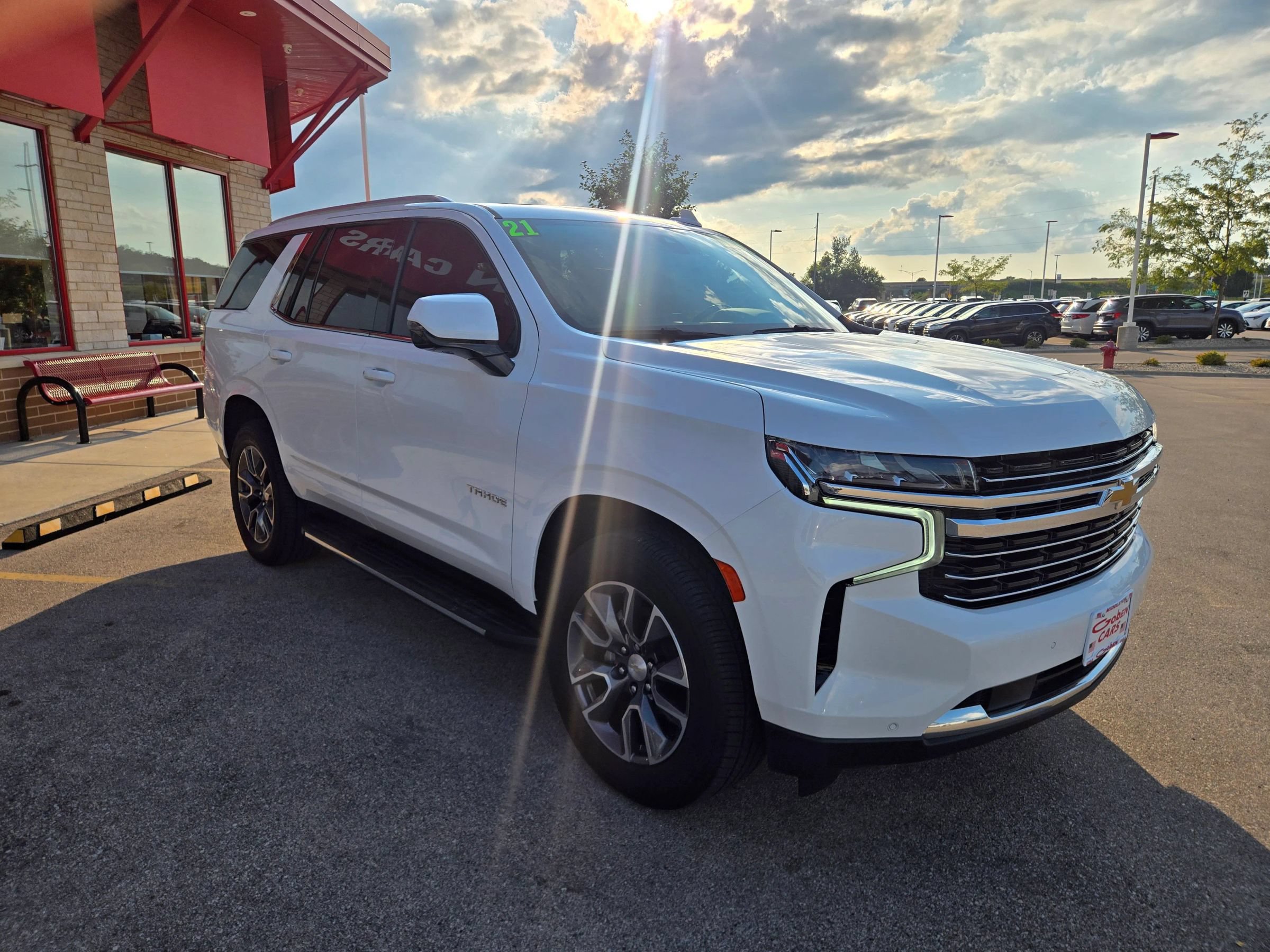 Used 2021 Chevrolet Tahoe LT w/ LT Signature Plus Package AWD/4WD image 3