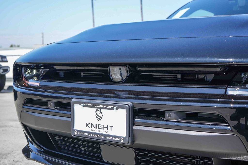 New 2026 Dodge Charger Scat Pack w/ Blacktop Package AWD/4WD image 6