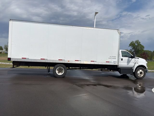Used 2022 Ford F750 2WD Regular Cab Super Duty image 8