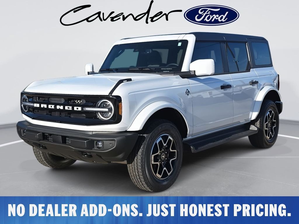 New 2026 Ford Bronco Outer Banks AWD/4WD image 1
