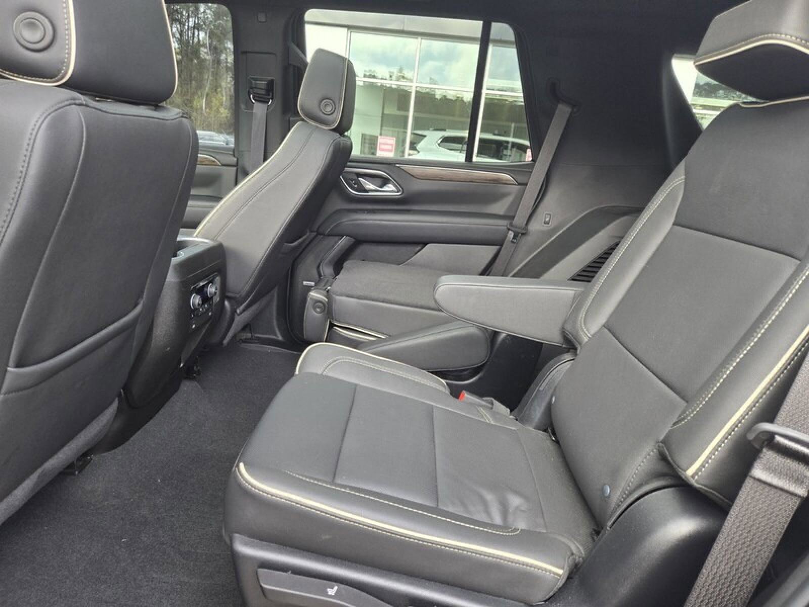 Used 2024 Chevrolet Tahoe Premier image 27