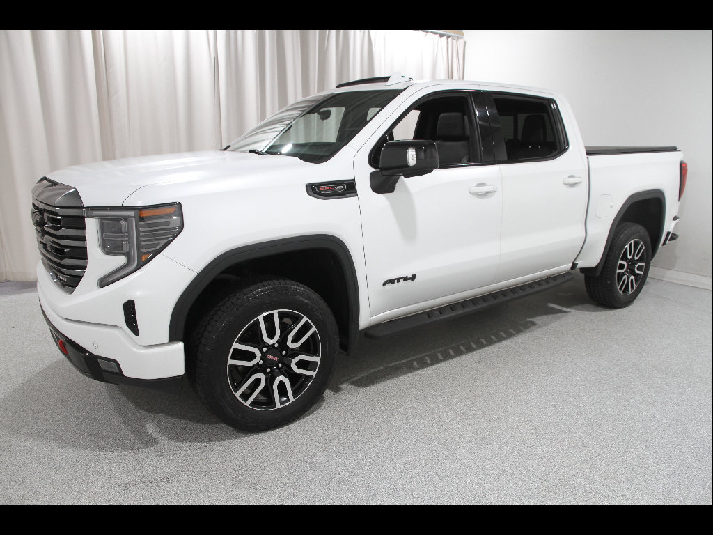 Used 2023 GMC Sierra 1500 AT4 w/ AT4 Premium Package AWD/4WD image 3