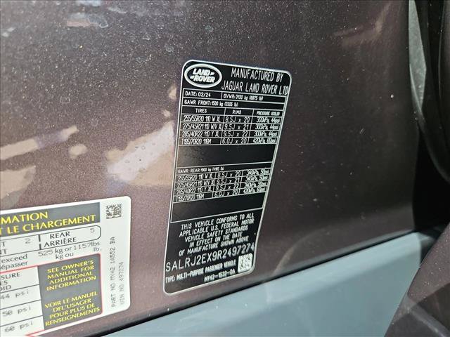 Used 2024 Land Rover Discovery S AWD/4WD image 27