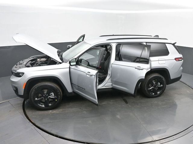 New 2025 Jeep Grand Cherokee L Limited w/ Black Appearance Package image 65