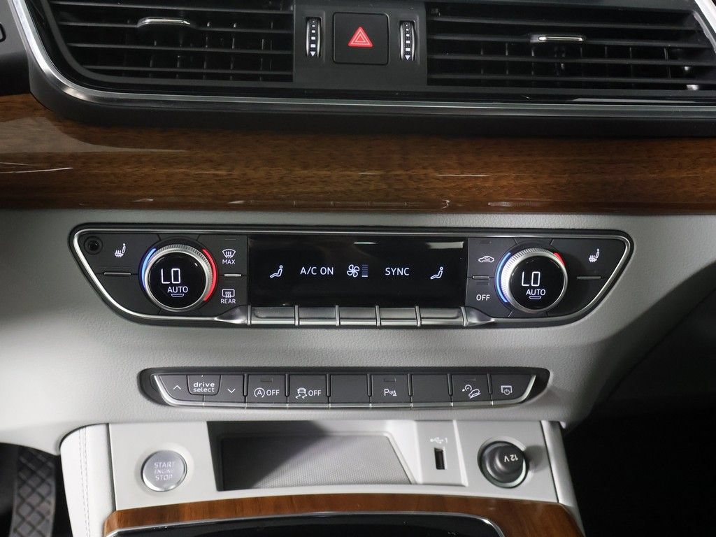 Used 2023 Audi Q5 2.0T Premium Plus AWD/4WD image 46