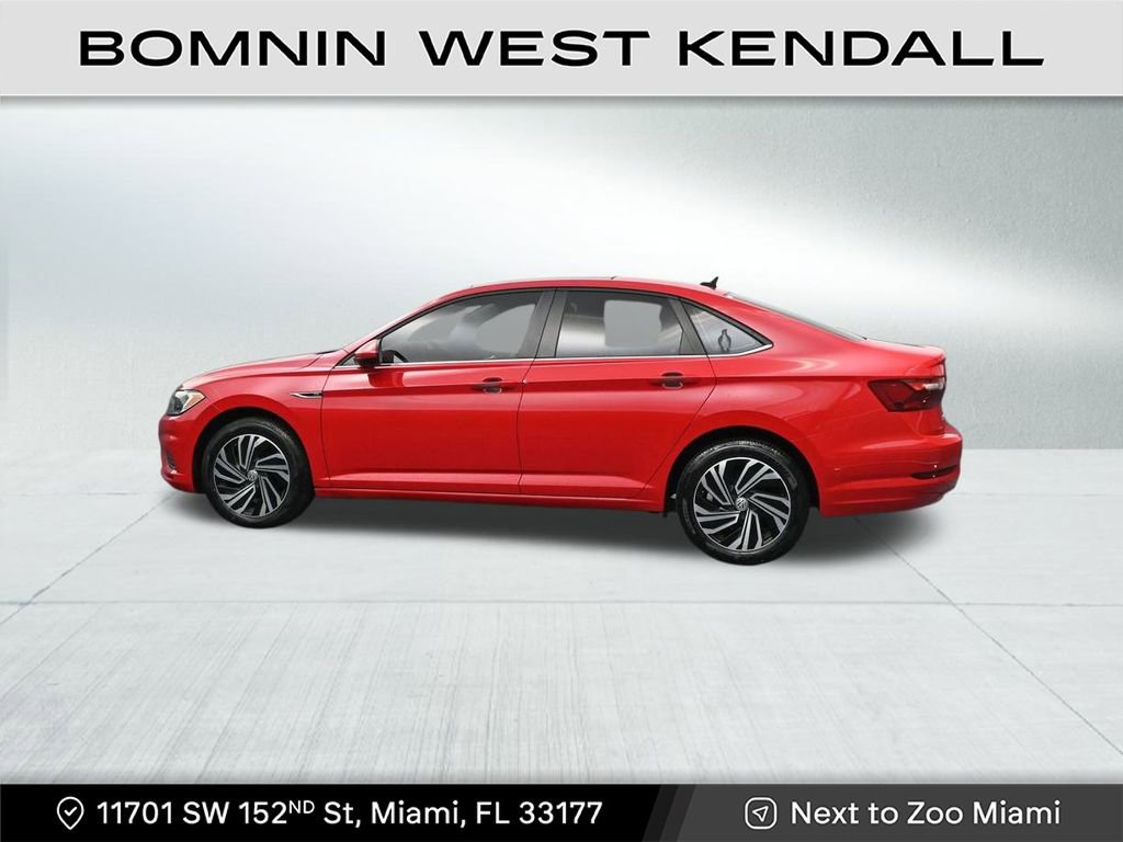 Used 2020 Volkswagen Jetta SEL image 2