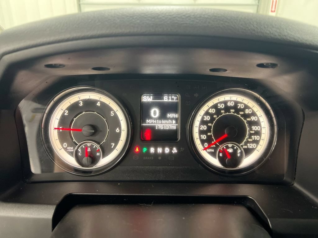 Used 2017 RAM 1500 Express w/ Express Value Package AWD/4WD image 12