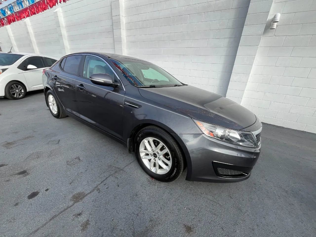 Used 2011 Kia Optima LX w/ Technology Pkg image 7