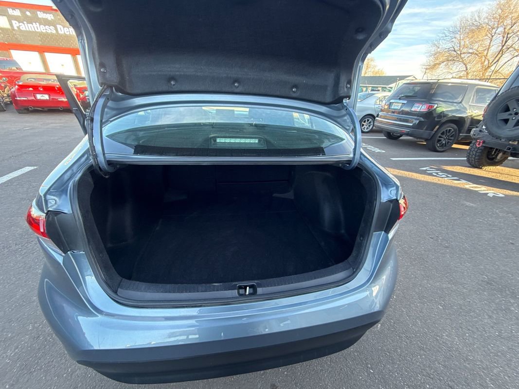 Used 2023 Toyota Corolla LE image 13