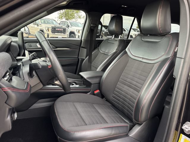 Used 2025 Ford Explorer ST-Line w/ ST-Line Street Pack AWD/4WD image 21