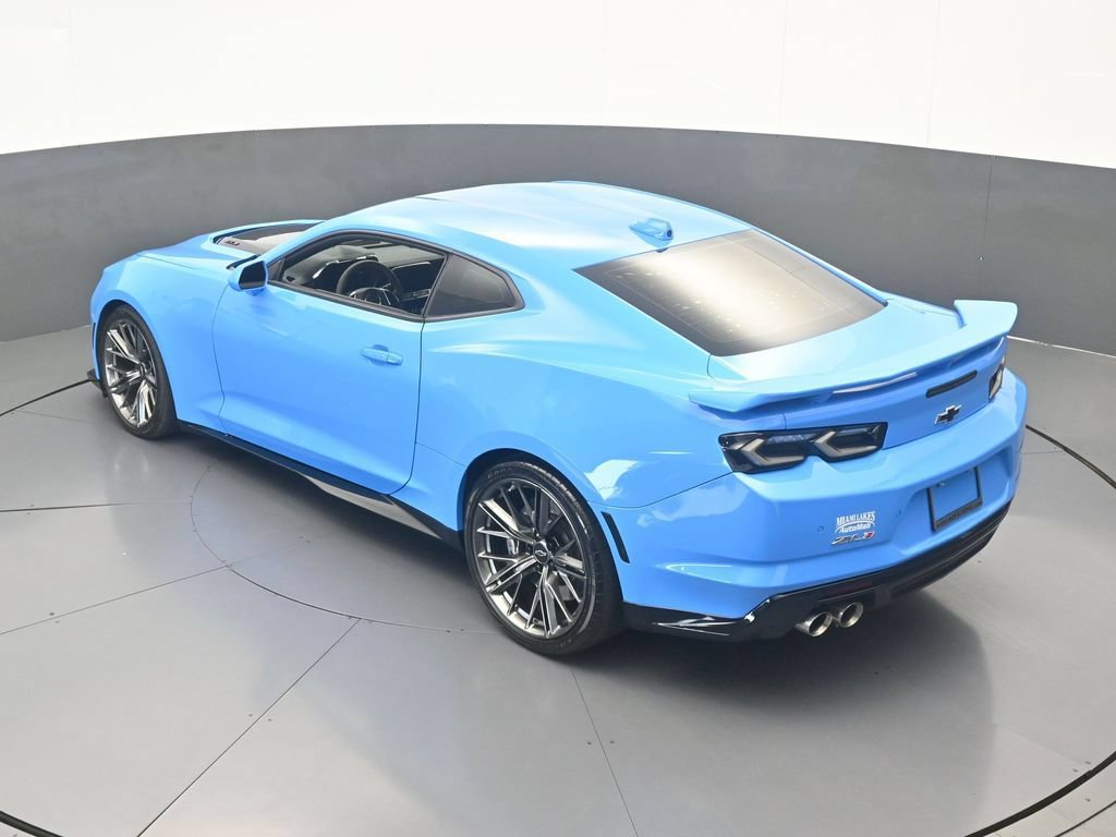 Used 2023 Chevrolet Camaro ZL1 RWD image 44