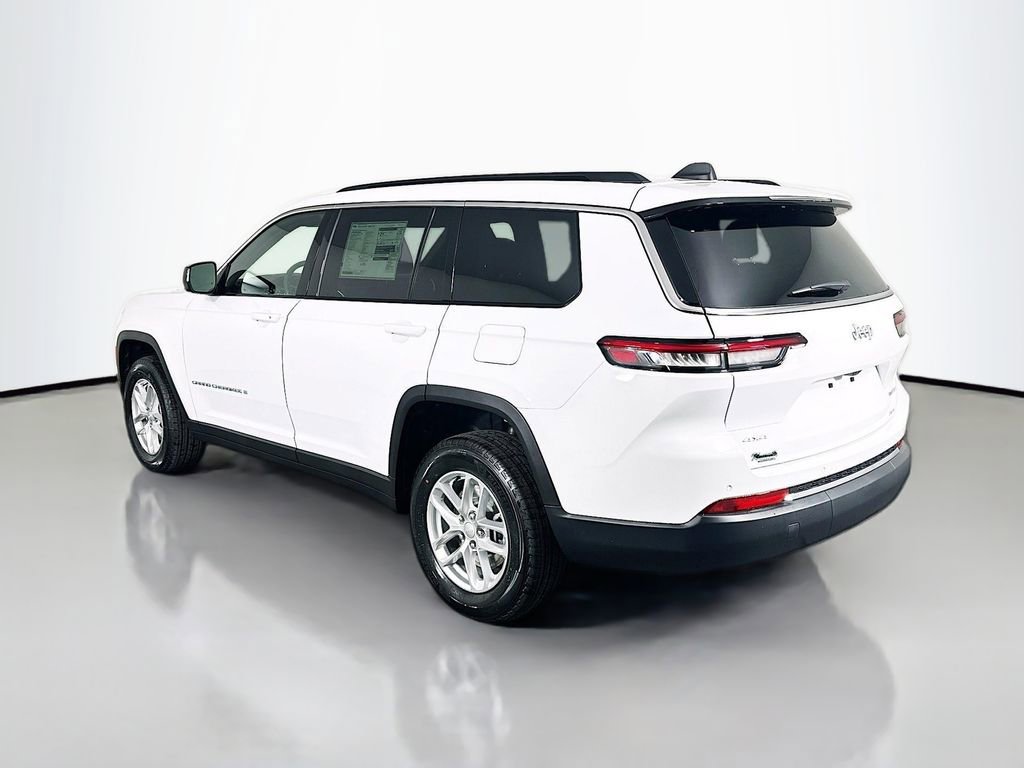 New 2026 Jeep Grand Cherokee L Laredo image 5