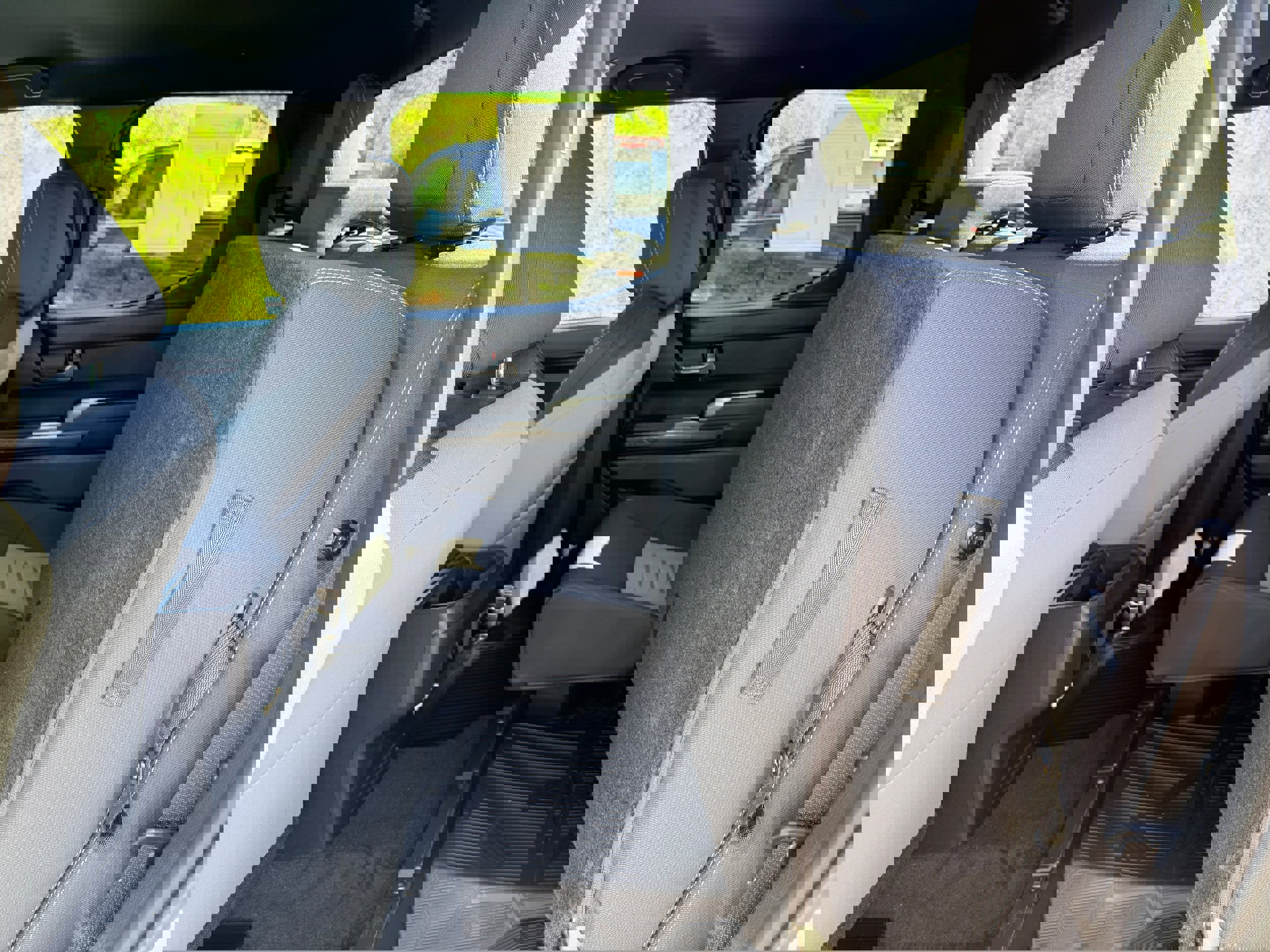 Used 2025 Toyota Tacoma TRD Off-Road image 11