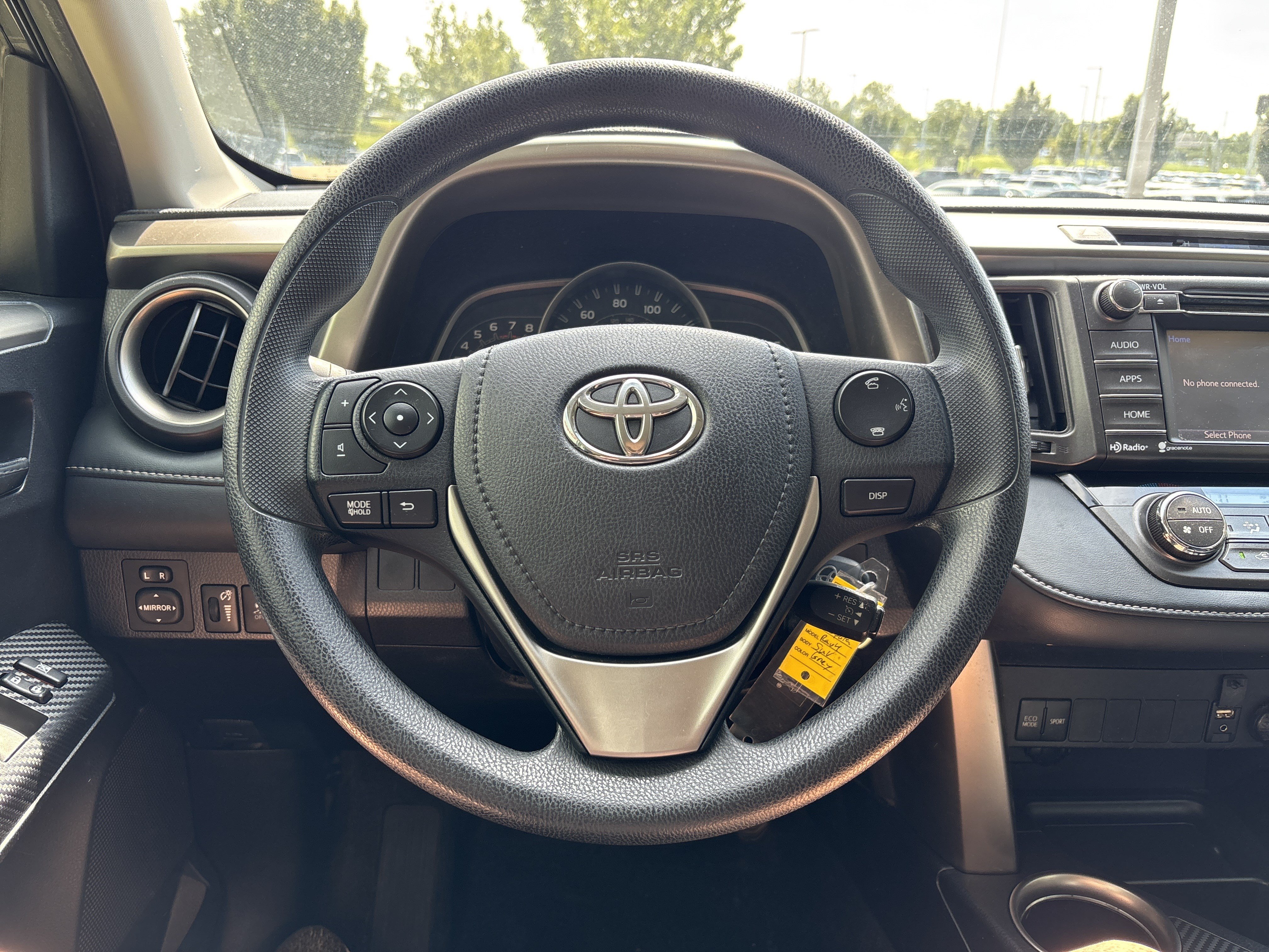 Used 2015 Toyota RAV4 XLE FWD image 16
