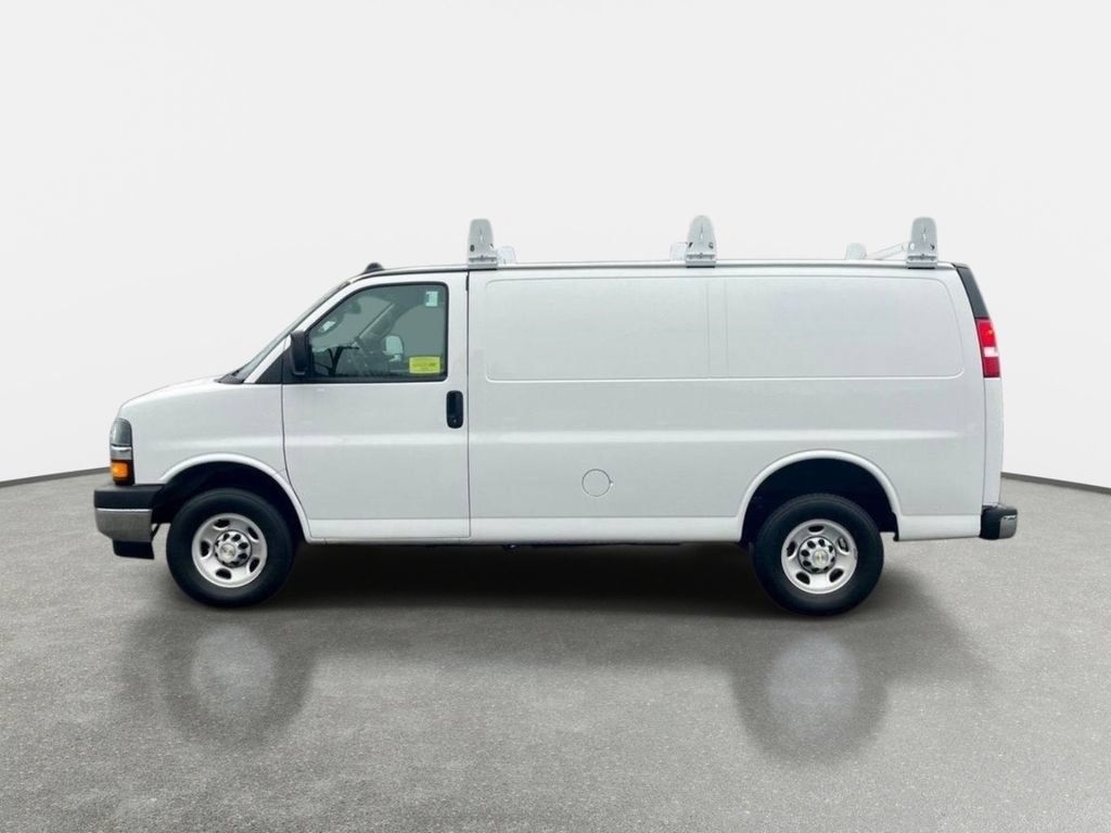 Used 2023 Chevrolet Express 2500 w/ Driver Convenience Package RWD image 2