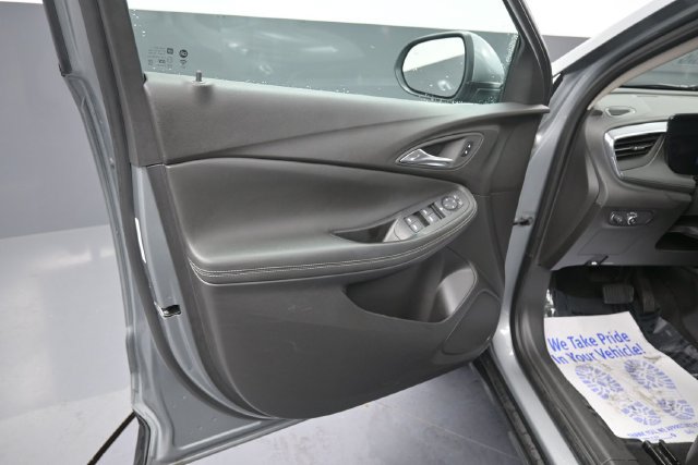 Used 2025 Buick Encore GX Preferred AWD/4WD image 24