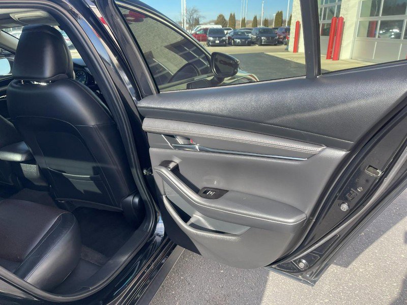 Used 2021 MAZDA MAZDA3 2.5 Turbo Sedan w/Premium Plus image 12