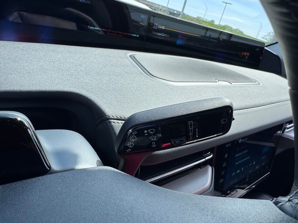 New 2026 Lincoln Navigator L Reserve AWD/4WD image 30