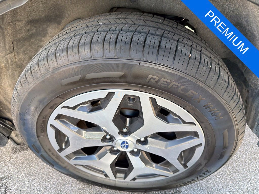 Used 2020 Subaru Forester Premium AWD/4WD image 33