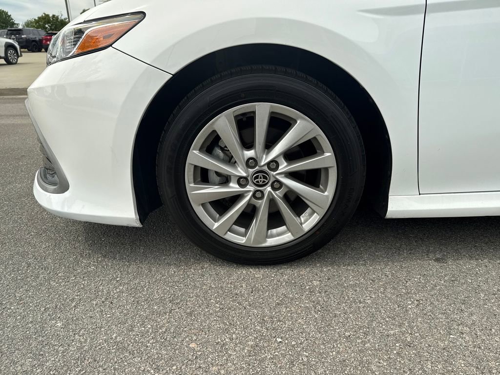 Used 2024 Toyota Camry LE image 13