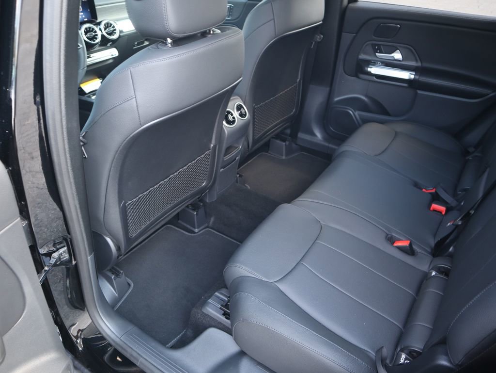 New 2026 Mercedes-Benz GLB 250 GLB 250 image 10