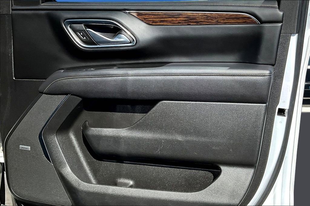 Used 2022 Chevrolet Tahoe Premier AWD/4WD image 31