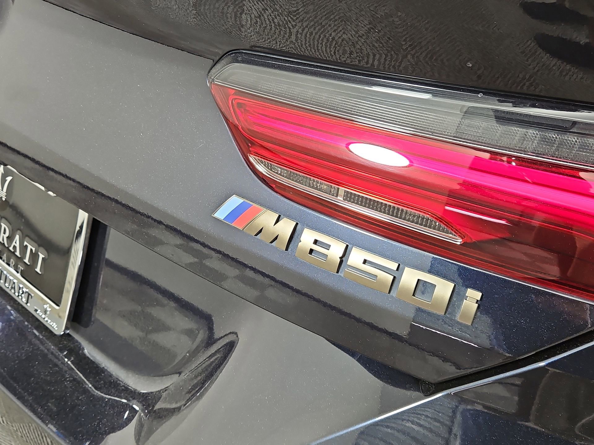 Used 2020 BMW M850i xDrive Coupe w/ M Carbon Exterior Package image 11