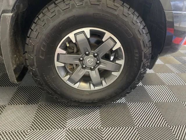 Used 2019 Nissan Frontier PRO-4X image 27