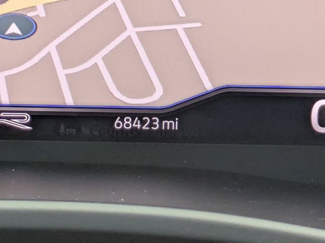 Used 2022 Volkswagen Atlas Cross Sport SEL R-Line image 33