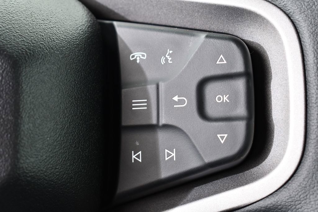 New 2025 Ford Bronco Badlands image 32