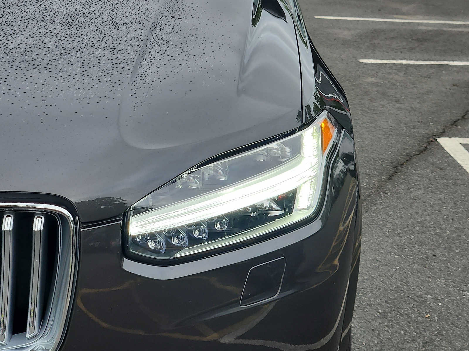 Certified 2024 Volvo XC90 T8 Ultimate w/ Protection Package Premier AWD/4WD image 9