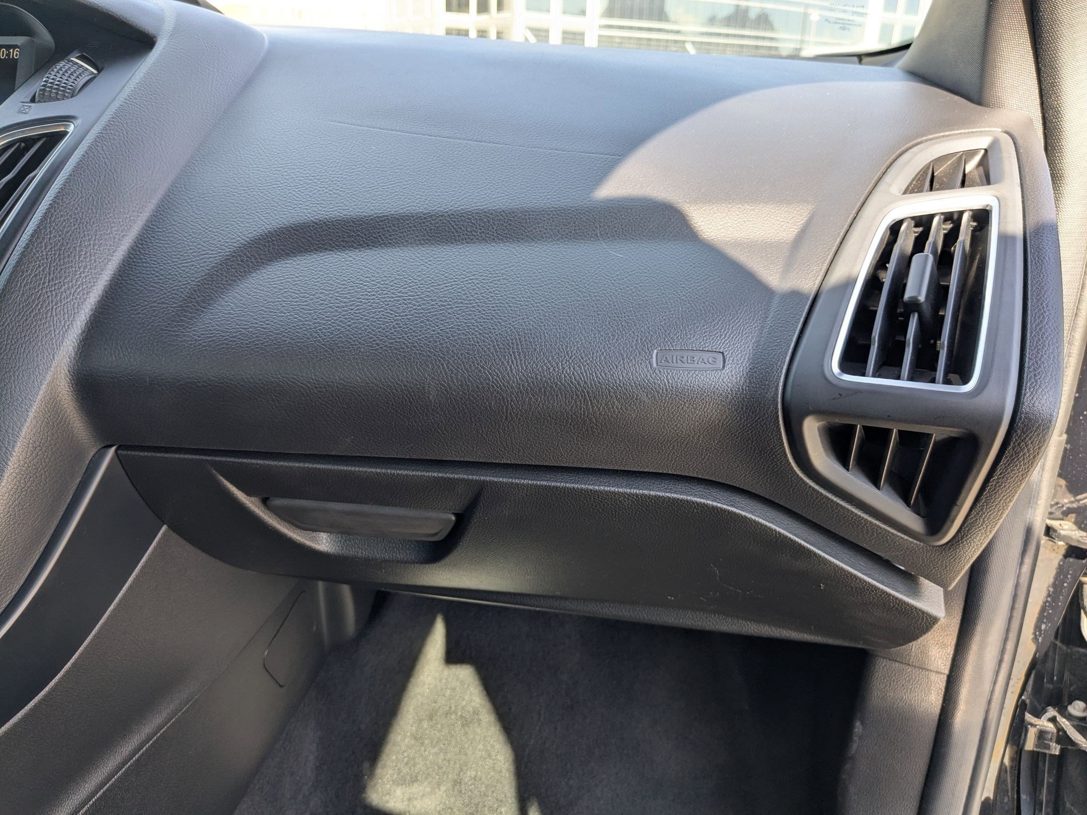 Used 2017 Ford Focus ST image 30