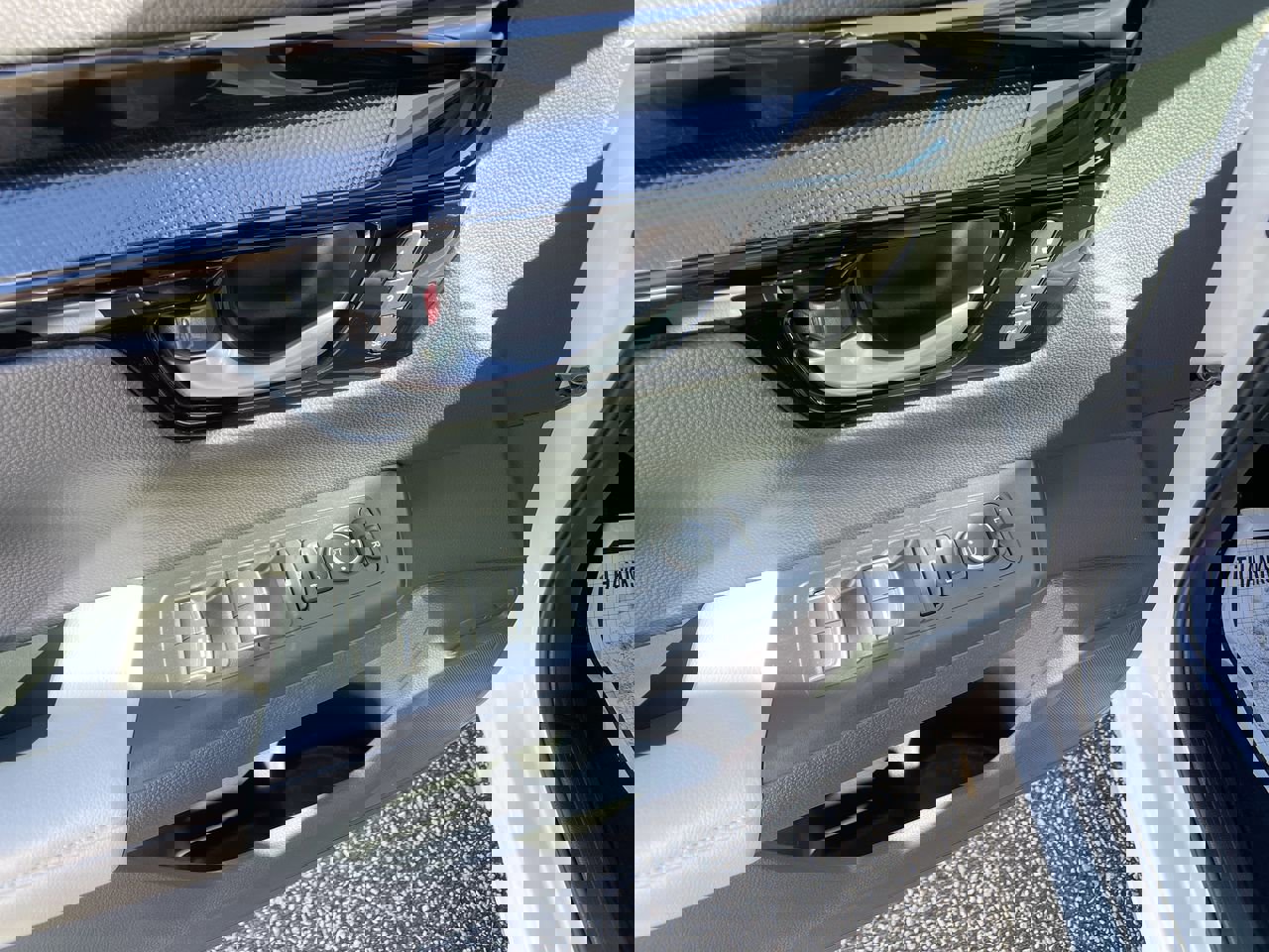 Used 2023 Honda CR-V EX-L image 14