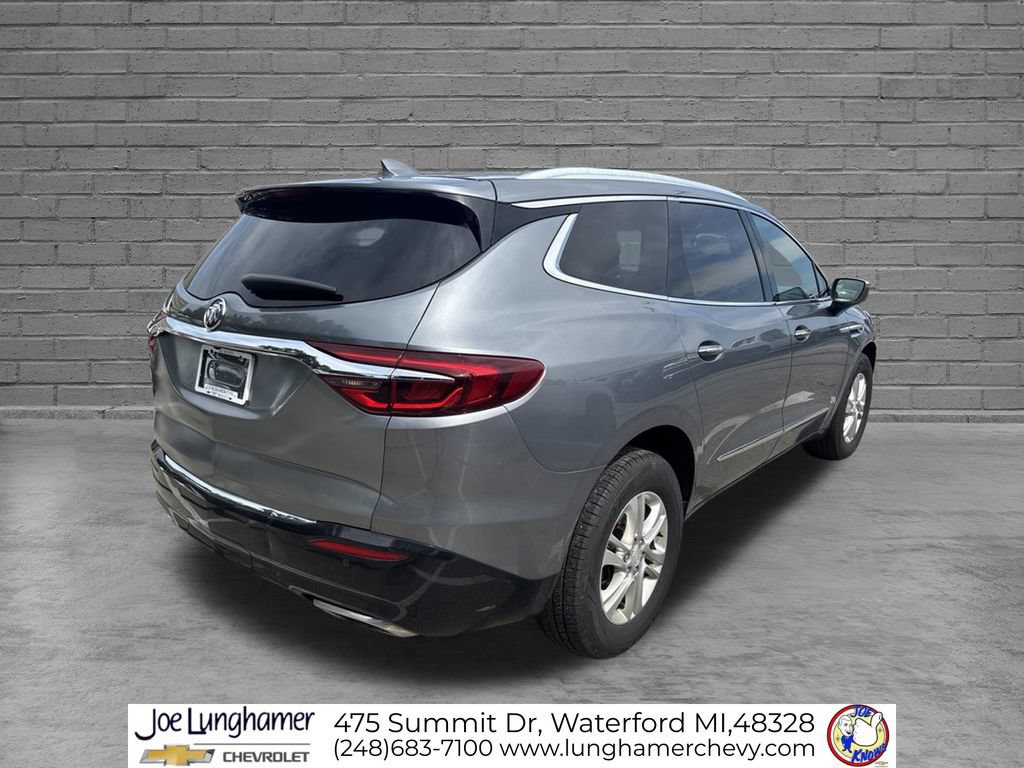 Used 2018 Buick Enclave Essence AWD/4WD image 3
