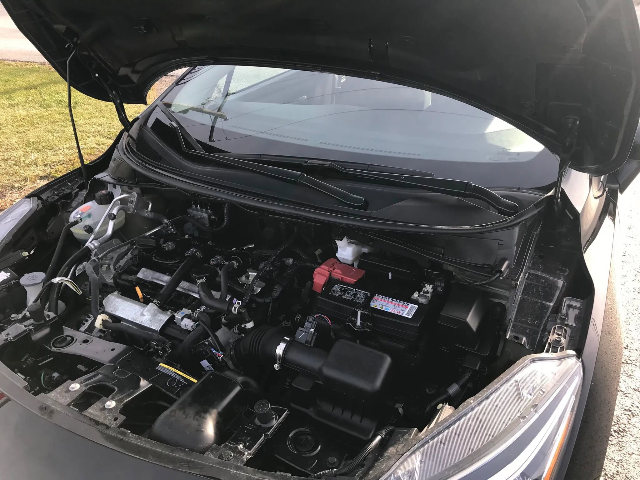 Used 2024 Nissan Versa S w/ Trunk Package image 46