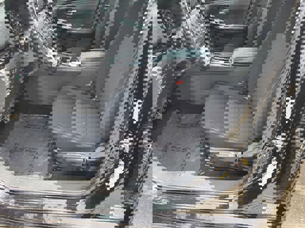 Used 2022 Nissan Sentra SV FWD image 18